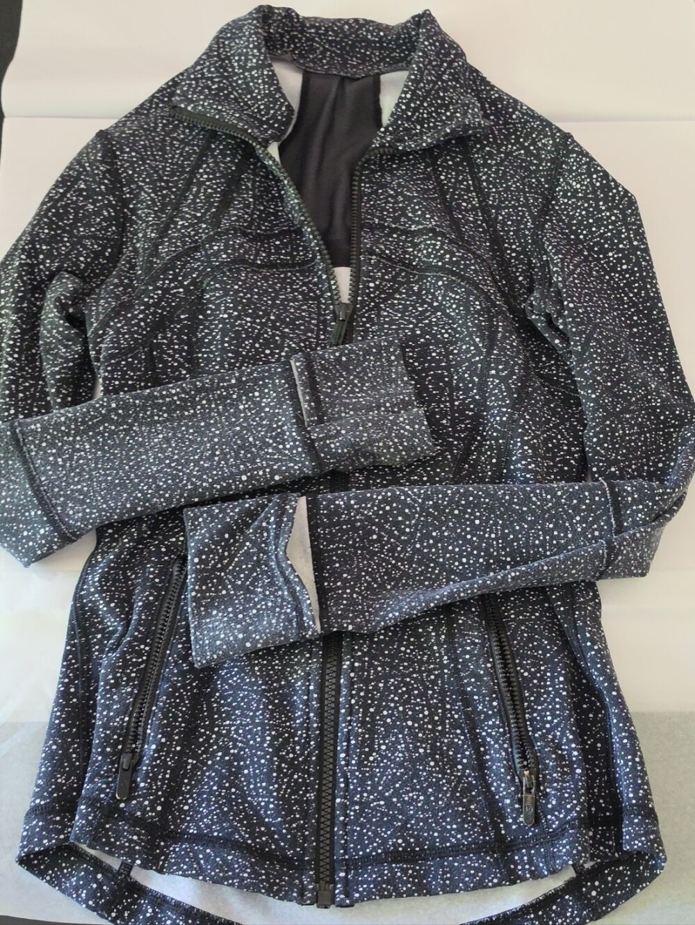 lululemon athletica Luminesce Nulu splatter print